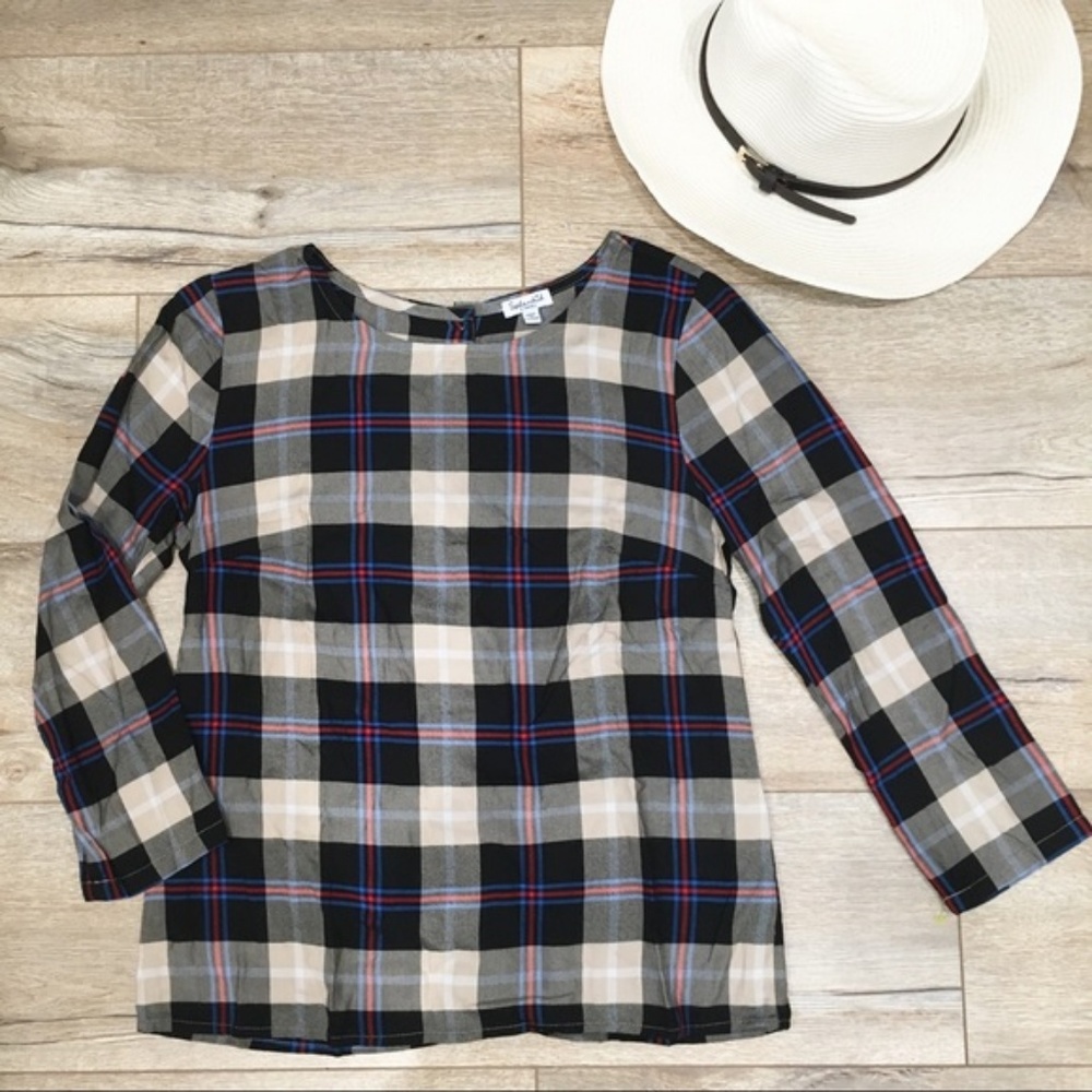 Splendid Crew Neck Back Button-Down Blouse XS